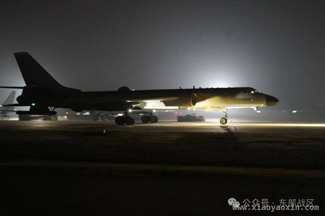 东部战区空军航空兵跨昼夜训练，提升部队战斗力