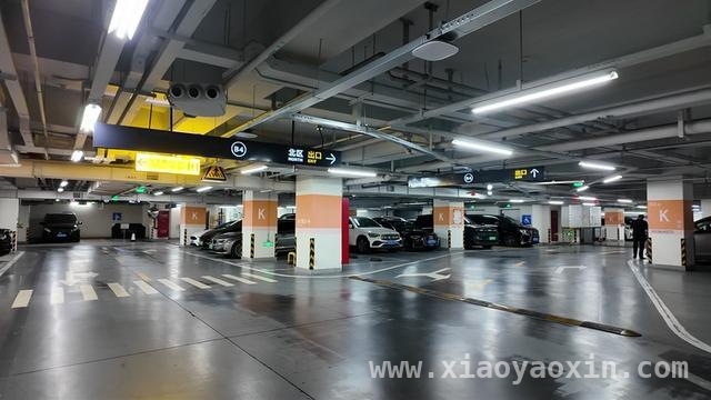 上海智慧停车“反向寻车”功能，让找车不再难，BFC外滩金融中心智慧停车库：“反向寻车”解难题