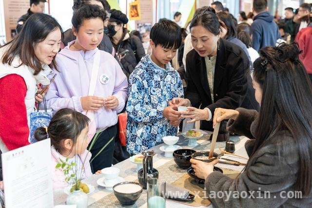 走进2025上海市民文化节，感受传统与现代的激情碰撞，文化之光照耀申城，2025上海市民文化节精彩开启