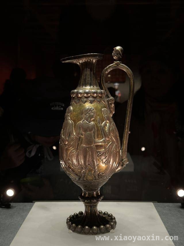 “贞观鉴”展上，鎏金银壶揭开古文明交流神秘面纱，宁夏固原博物馆镇馆之宝鎏金银壶在沪惊艳亮相