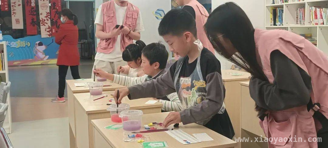 “微光公益课堂”水彩课：让孩子在色彩中绽放创造力