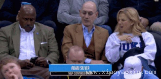 NBA总裁见证，杜克大学凭团队攻势挺进全国四强 NCAA疯狂三月：弗拉格助力杜克大学淘汰劲旅进四强