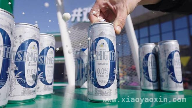 中超赛场啤酒飘香，球迷畅享观赛新体验，2025中超：啤酒与足球碰撞出激情火花