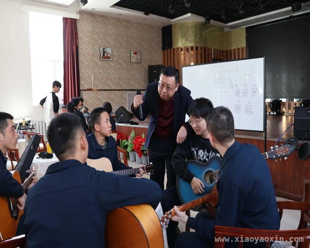揭秘！官兵周末的别样打开方式，从训练场到兴趣班，官兵的多元精彩人生