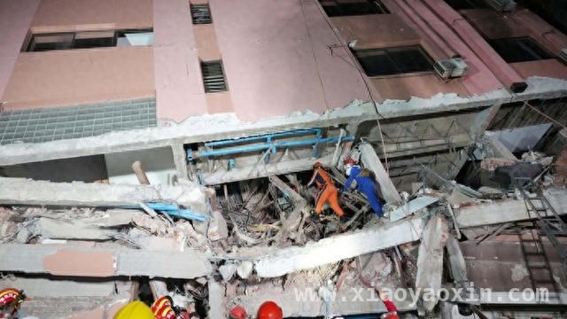 中方救援队在缅全力营救，与死神抢夺生命 中方救援力量齐发力，争分夺秒救缅甸震区生命