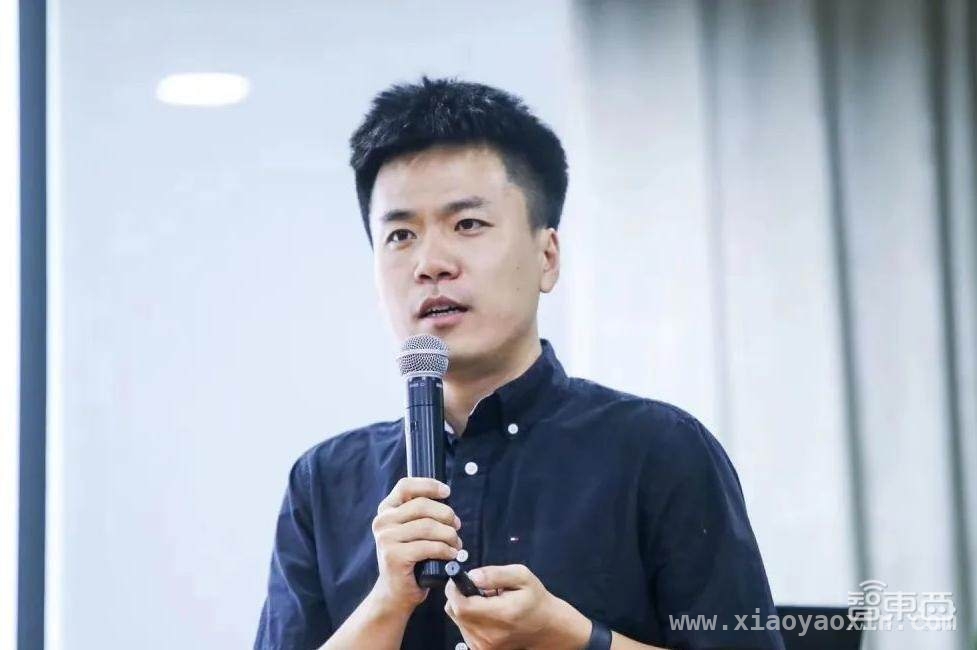 千寻智能攻克难题，AI与机器人实力绽放，千寻智能：AI与机器人领域的创新先锋
