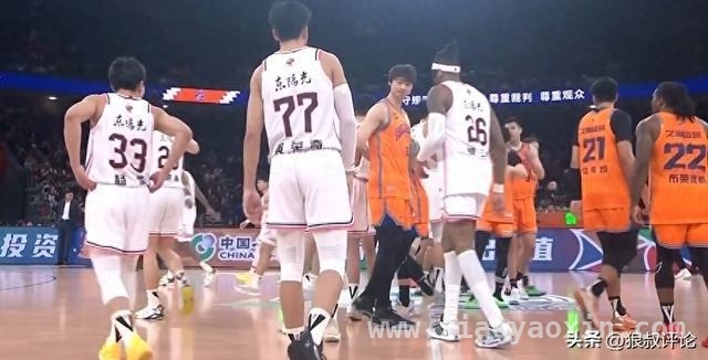 广东阵容升级，上海战术有变，季后赛对决看点十足，常规赛两负上海，广东季后赛能否上演逆袭好戏？