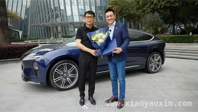 蔚来ET9正式交付，首位车主竟是美的掌门人！，蔚来ET9开启交付，美的集团董事长拔得头筹