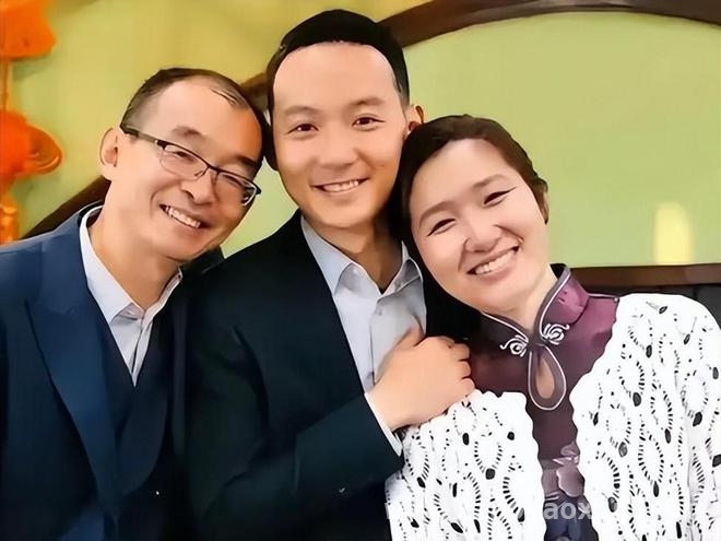 惊！谢岳视频揭秘离婚真相，网友为前妻鸣不平