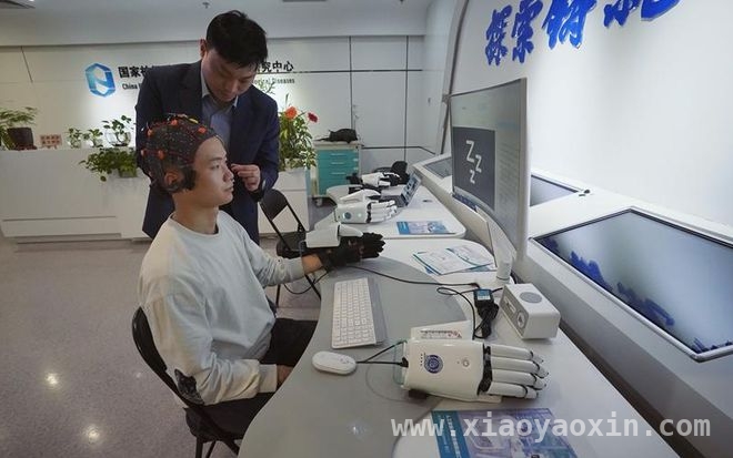 脑机接口定价：开启科技普惠医疗新时代 脑机接口定价，为患者点亮希望之光