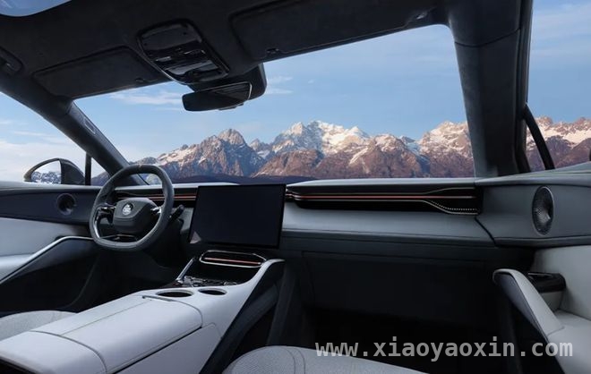 Apple CarPlay空间音频首发！莲花跑车开启豪华车新体验