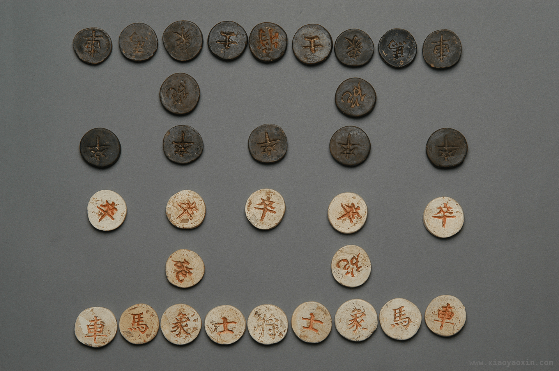从宋代瓷象棋，窥见古人的智慧与娱乐生活，宋代瓷象棋：没“兵”没“帅”背后的秘密