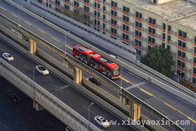 成都交通治堵成效显著，市民出行更通畅 AI算法、多部门联动，成都破解交通堵局