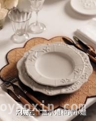 探寻DIOR MAISON铃兰与假日系列的诗意与梦幻