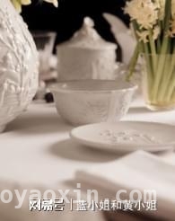 探寻DIOR MAISON铃兰与假日系列的诗意与梦幻