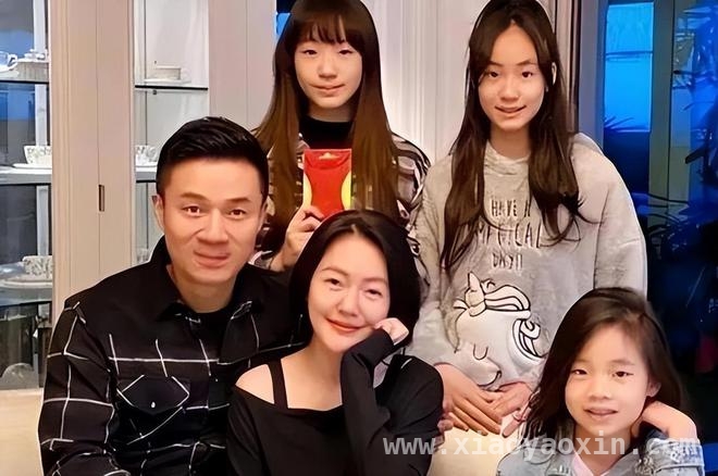 大S走后58天：具俊晔墓地相伴，徐家幸福旧影成永远遗憾，大S离世58天，幸福合影成追忆，徐家人何时走出阴霾？