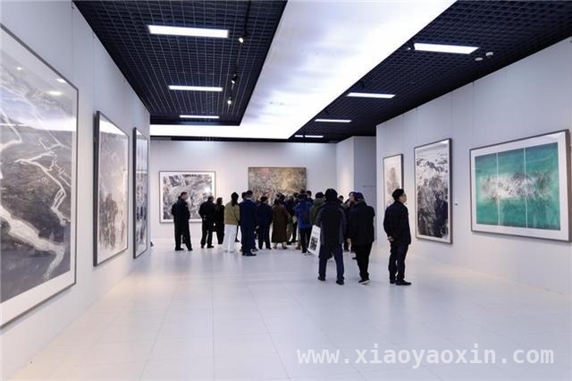 3.走进“从大海到大山”李宝林艺术展，领略老一辈艺术家风采，4.李宝林艺术研究与捐赠展启幕，彰显文化传承力量