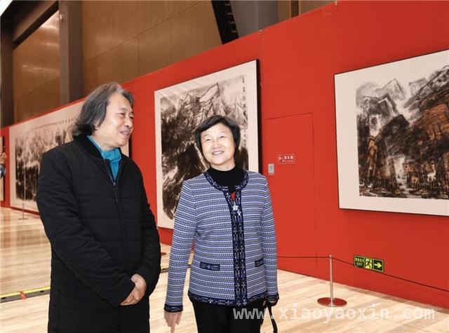 3.走进“从大海到大山”李宝林艺术展，领略老一辈艺术家风采，4.李宝林艺术研究与捐赠展启幕，彰显文化传承力量