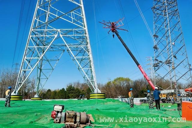 海淀区电网迁改工程，移动式伞形跨越架提升建设效率