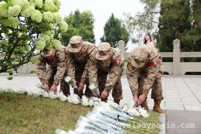 清明时节川渝祭先烈，携手奋进开启新征程