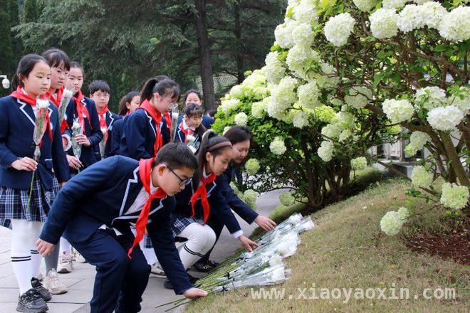 清明时节川渝祭先烈，携手奋进开启新征程