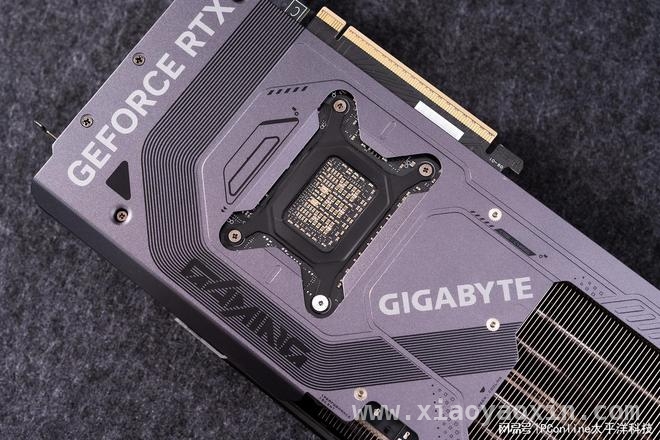 技嘉RTX 5070 GAMING OC 12G魔鹰显卡：赛博机甲美学与卓越性能的融合，技嘉RTX 5070魔鹰显卡：远超上代，性能飙升！
