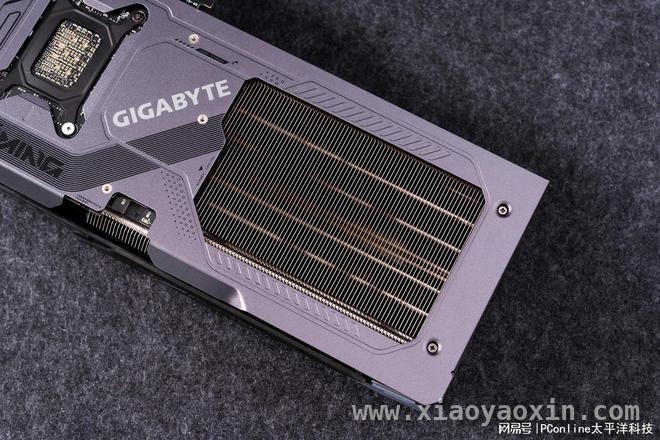 技嘉RTX 5070 GAMING OC 12G魔鹰显卡：赛博机甲美学与卓越性能的融合，技嘉RTX 5070魔鹰显卡：远超上代，性能飙升！