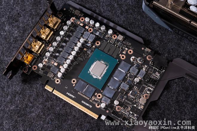 技嘉RTX 5070 GAMING OC 12G魔鹰显卡：赛博机甲美学与卓越性能的融合，技嘉RTX 5070魔鹰显卡：远超上代，性能飙升！