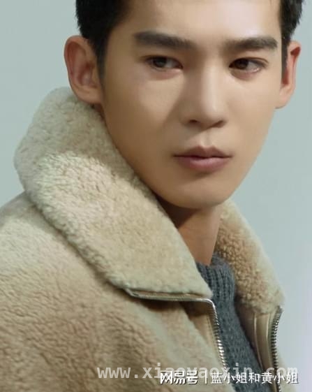 探索迪奥2025春季男装，多元灵感与经典传承的完美碰撞，迪奥2025春季男装系列来袭，于适刘宪华精彩演绎时尚魅力