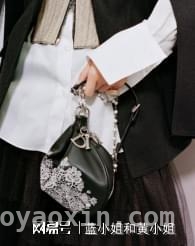 惊艳！迪奥2025秋冬女装秀后台的精彩瞬间 迪奥2025秋冬女装成衣系列：多元图景下的时尚盛宴