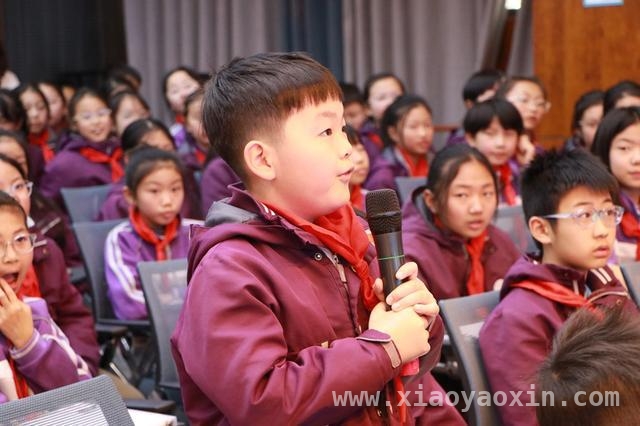 科技与思政碰撞，建设路小学为少年成长赋能 “童心向党 科创未来”：建设路小学思政科技融合讲座启新篇