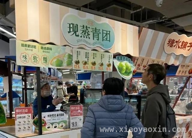 传统青团玩出新花样，清明市场销售火爆！，创新口味青团来袭，春日美食新选择