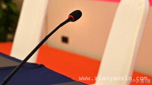 美媒：特朗普欲通话普京，核心圈子强调停火前提