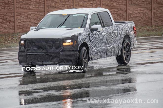 2026款福特F - 150 Lobo原型皮卡亮相，细节差异暗藏玄机