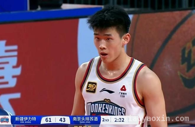 季后赛附加赛：新疆男篮7分优势击败同曦，林葳闪耀难挽败局