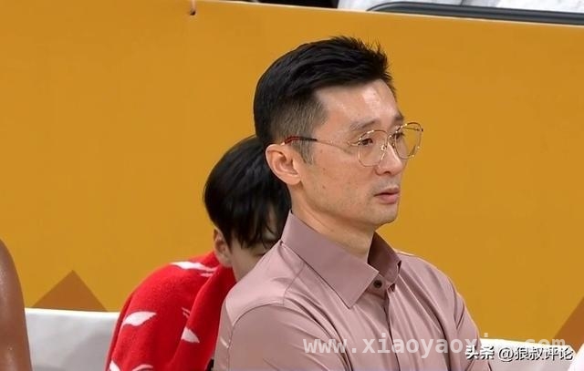 CBA季后赛首轮：新疆与南京对决，赵睿成胜负X因素，赵睿有望登场，新疆男篮季后赛首轮主场迎战南京挑战