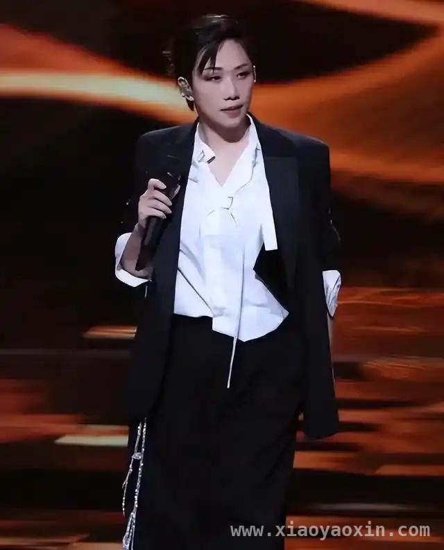 从“笨蛋”到音乐教父：李宗盛的传奇人生与爱情纠葛