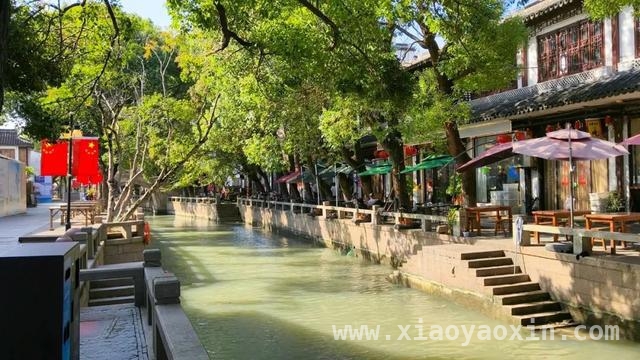 2025清明，跟着高铁领略江南水乡古镇之美，高铁织网，清明假期开启江南古镇寻韵之旅