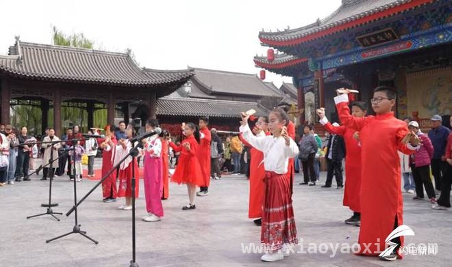 诗赋柳岸，河灯传情——莒国古城清明活动别样精彩