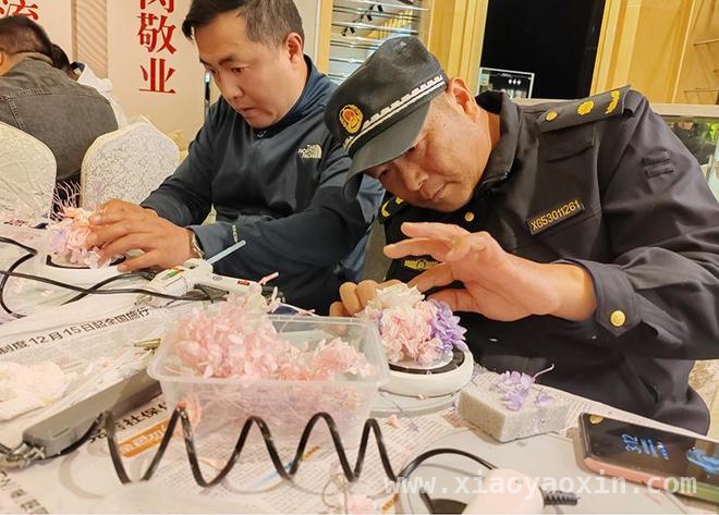 昆明五华区工会驿站活动：为户外劳动者送上多重温暖