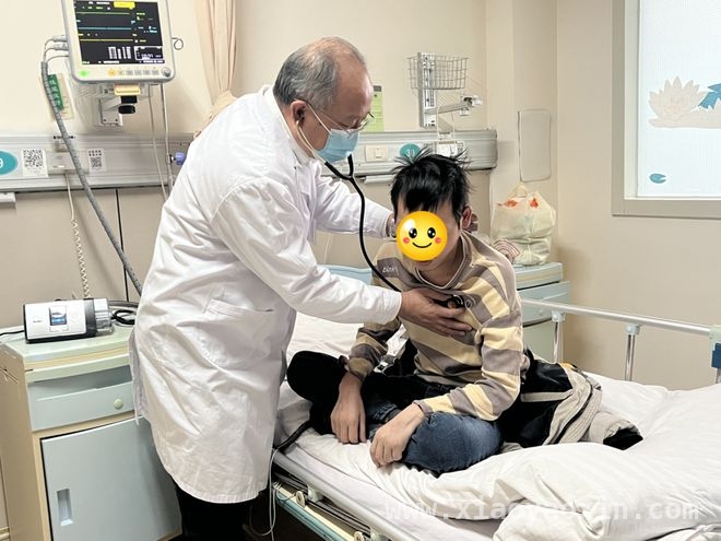 育人良师董亮：临床科研育人一手抓，护佑呼吸健康未来，董亮教授：全国卫生健康系统的先进典范，守护呼吸健康