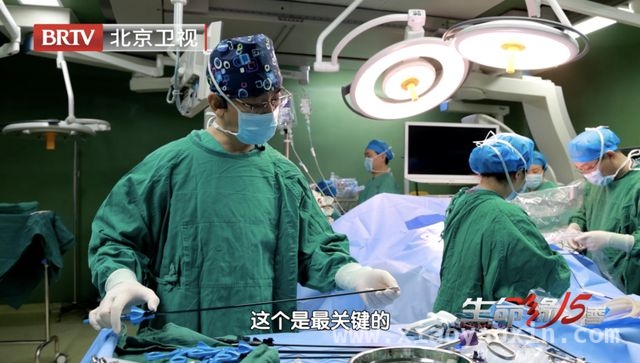 “中国第一胖”逆袭记：科学减重，重获健康人生，718.8斤“中国第一胖”逆袭，减重300斤开启新生活！