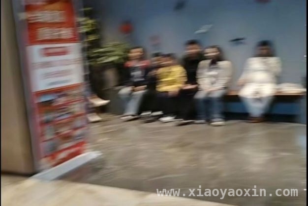 清明汉中游：酒店爆满，游客无奈住洗浴中心 清明汉中赏花热：游客订房难睡洗浴中心